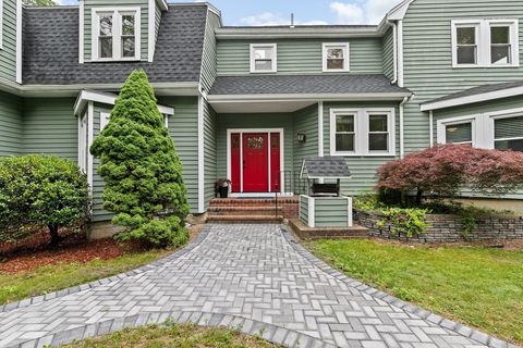 30 Bay Rd Easton MA 02356