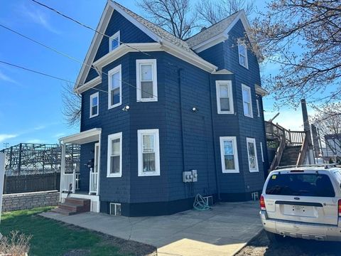 23-R Thorndike St 2 Everett MA 02149