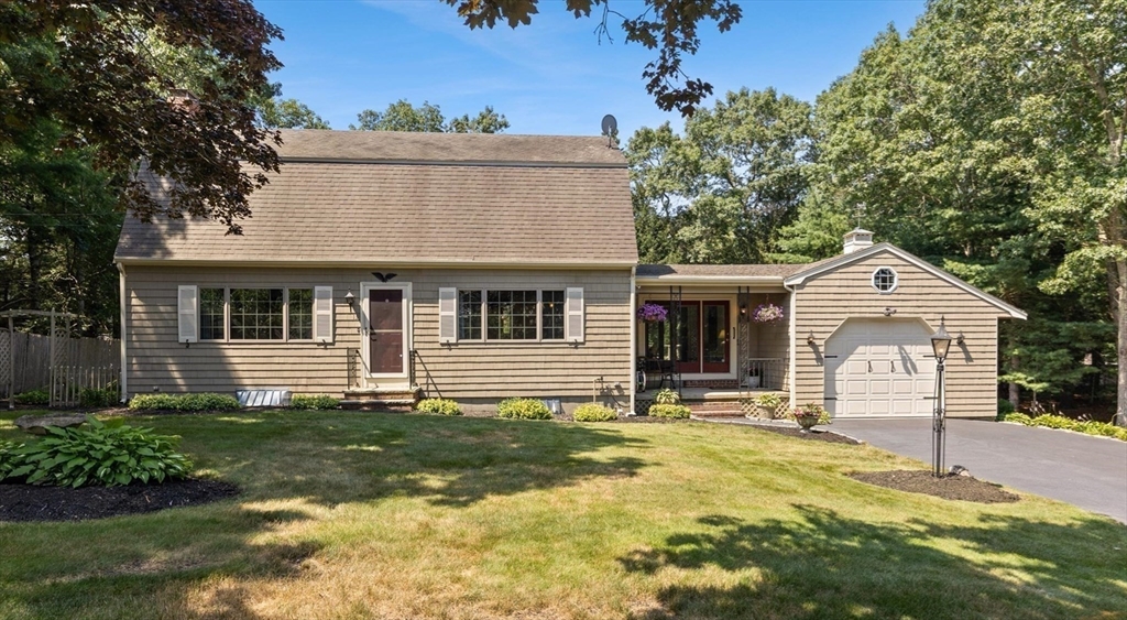 13 Woodbine Drive