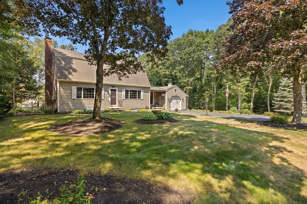 13 Woodbine Drive