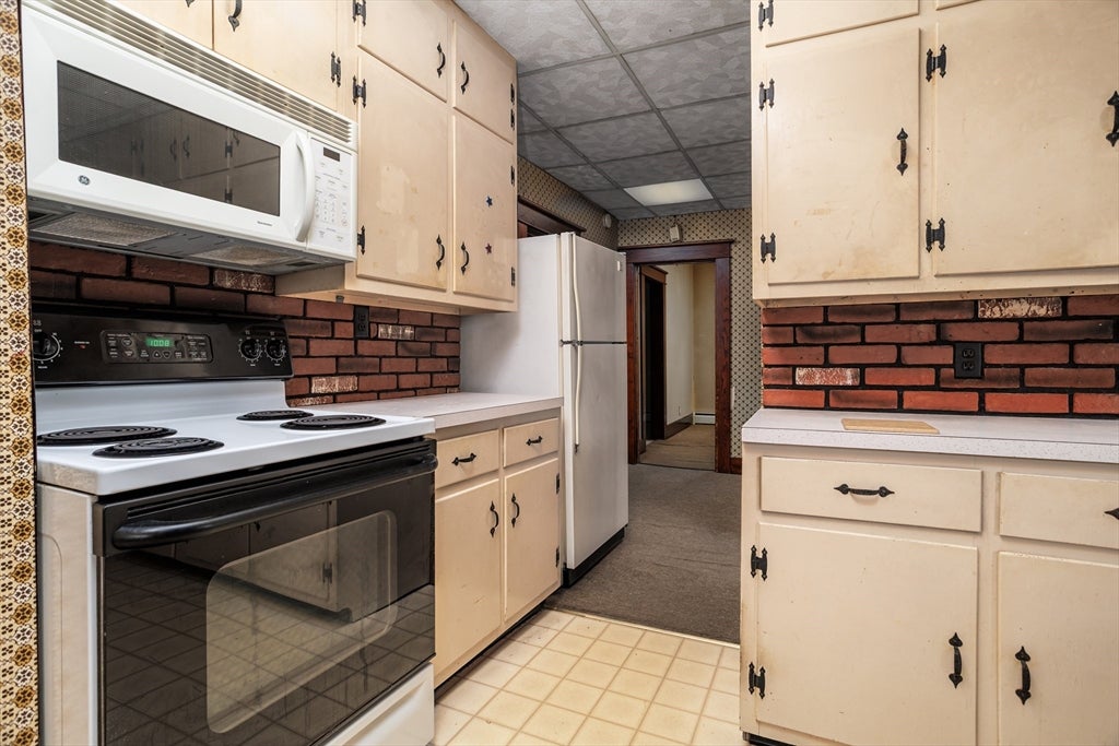 124 Highland Avenue, Athol, MA, 124 Highland Avenue, Athol, MA Photo #19