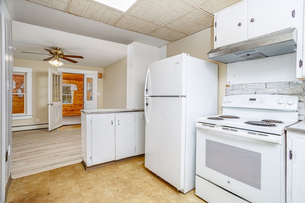 124 Highland Avenue, Athol, MA, 124 Highland Avenue, Athol, MA Photo #4