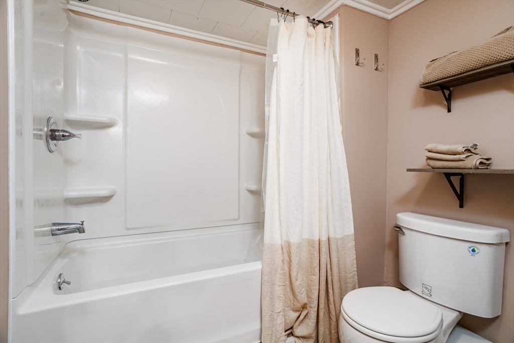 124 Highland Avenue, Athol, MA, 124 Highland Avenue, Athol, MA Photo #12