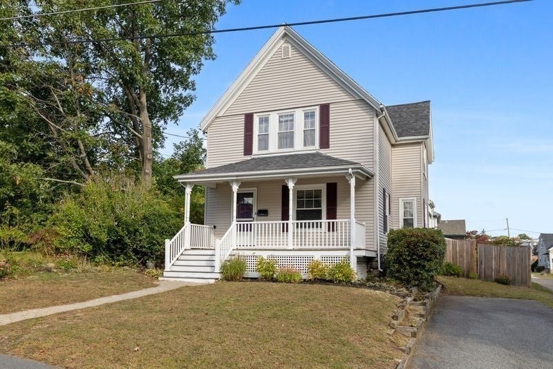 11 Sweetser Ave, Reading, MA Photo #2