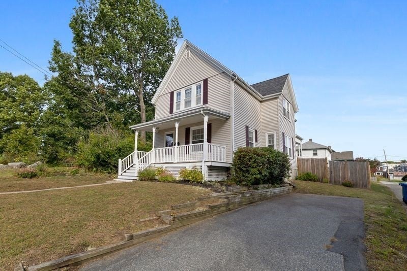 11 Sweetser Ave, Reading, MA Photo #4