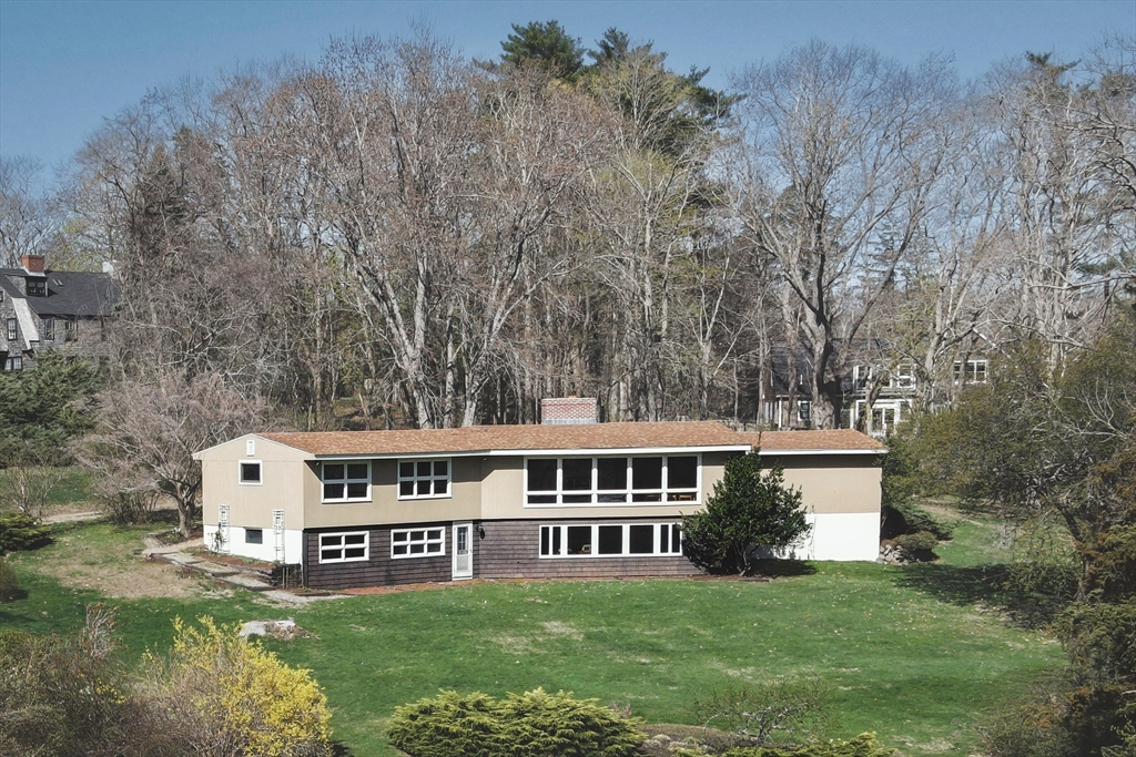 235 Argilla Rd