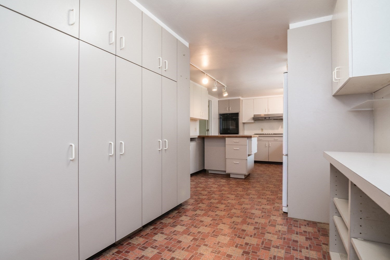 136 Lincoln Avenue, Amherst, MA, 136 Lincoln Avenue, Amherst, MA Photo #16