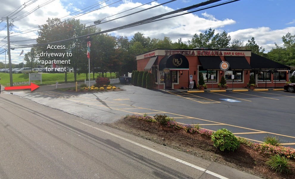 North Attleboro, Massachusetts 02760, United States, 2 Bedrooms Bedrooms, ,1 BathroomBathrooms,Residential,Active,173979