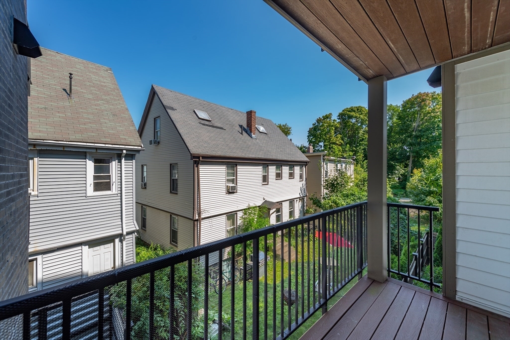 214 Market Street 202