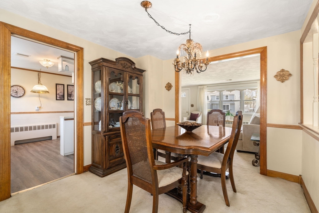 Westwood, Massachusetts 02090, United States, 3 Bedrooms Bedrooms, ,2 BathroomsBathrooms,Residential,Pending,119102