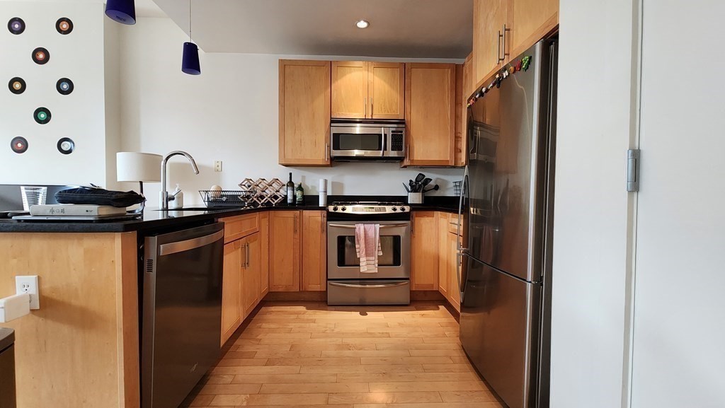70 Lincoln St #L313, Boston, MA Photo #5