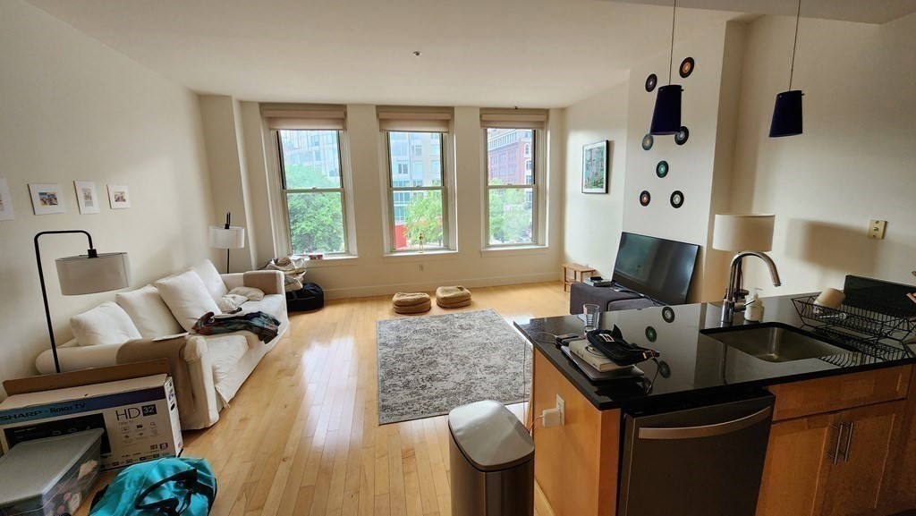 70 Lincoln St #L313, Boston, MA Photo #2