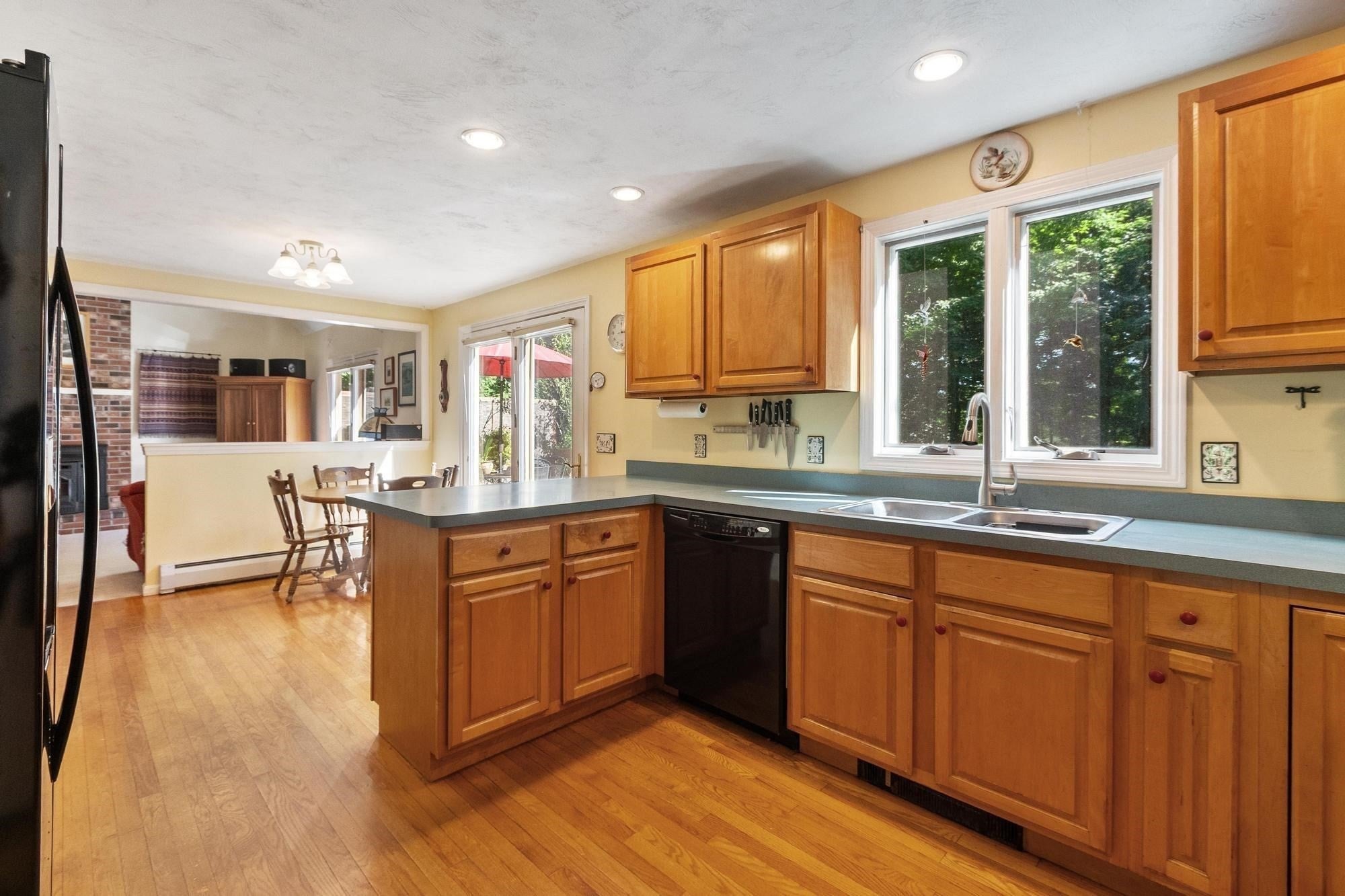 144 N Row Rd, Sterling, MA, 144 N Row Rd, Sterling, MA Photo #8