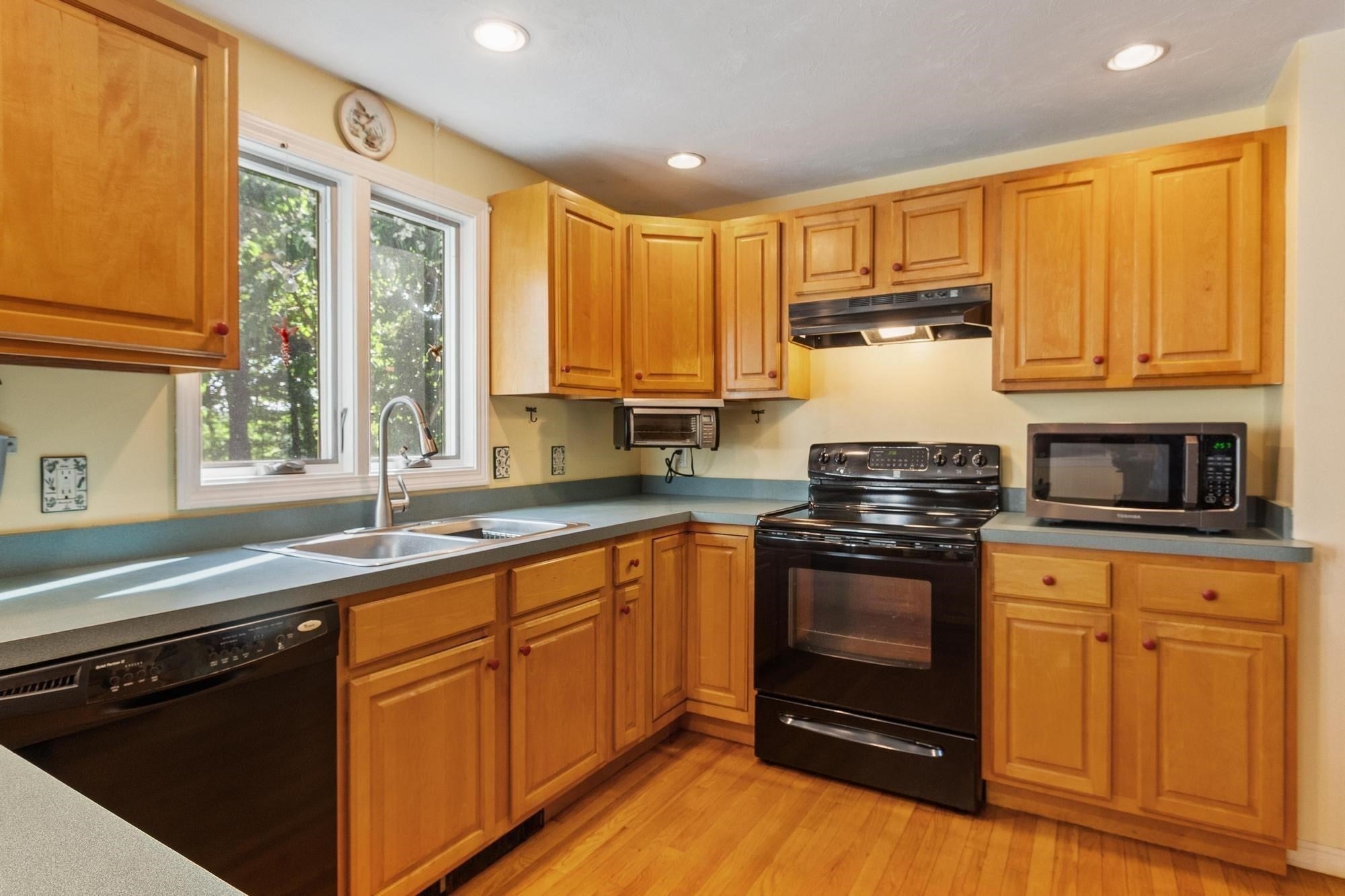 144 N Row Rd, Sterling, MA, 144 N Row Rd, Sterling, MA Photo #9