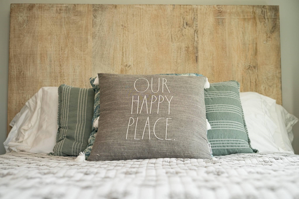 238 North End Blvd b