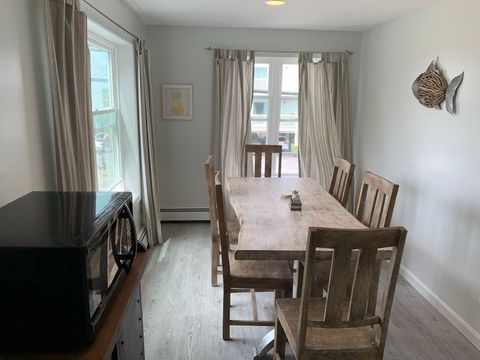 238 North End Blvd b Salisbury MA 01952