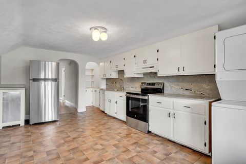 Photo of 228 Harvard St #3, Medford, MA 02155 (MLS # 73523198)
