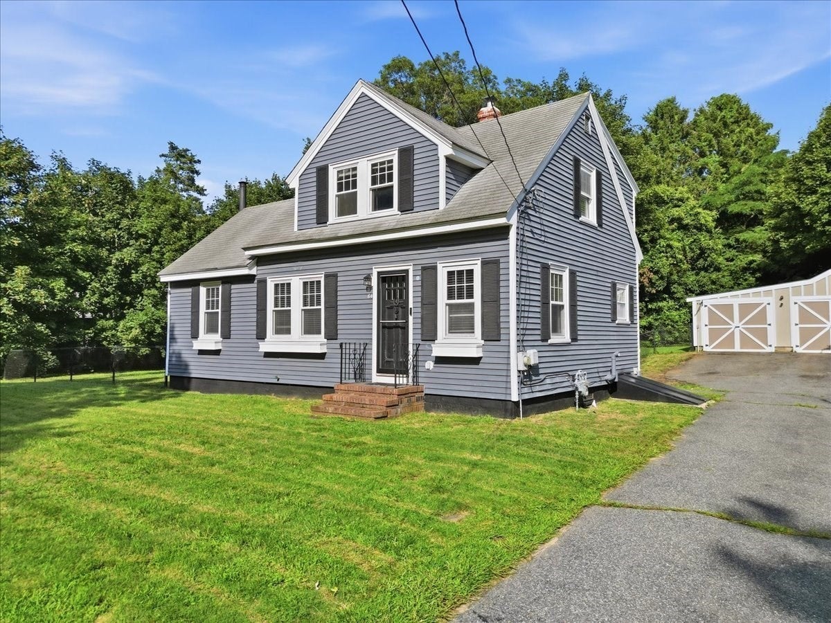 64 Camp Opechee RD, Barnstable, MA Photo #2