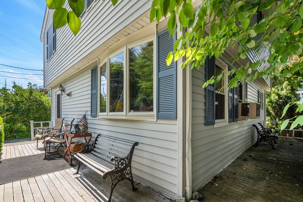 28 Pleasant St