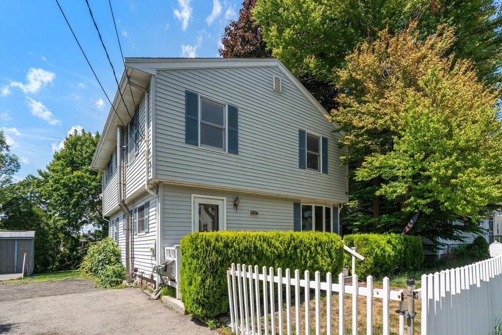 28 Pleasant St