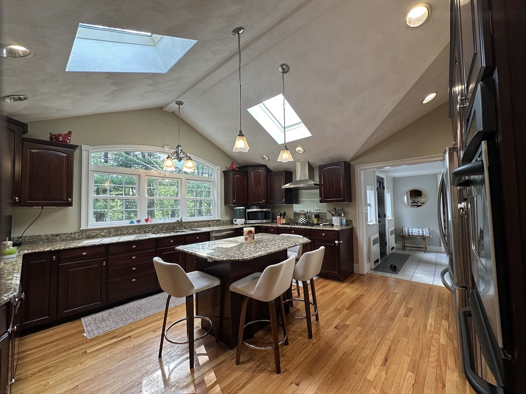 48 Juniper St