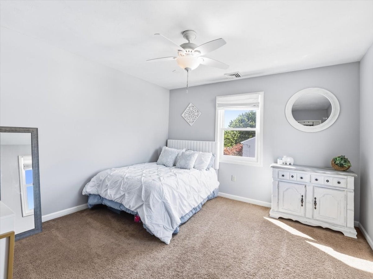 130 Winslow Avenue, Somerset, MA Photo #23