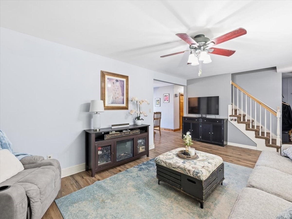 130 Winslow Avenue, Somerset, MA Photo #8