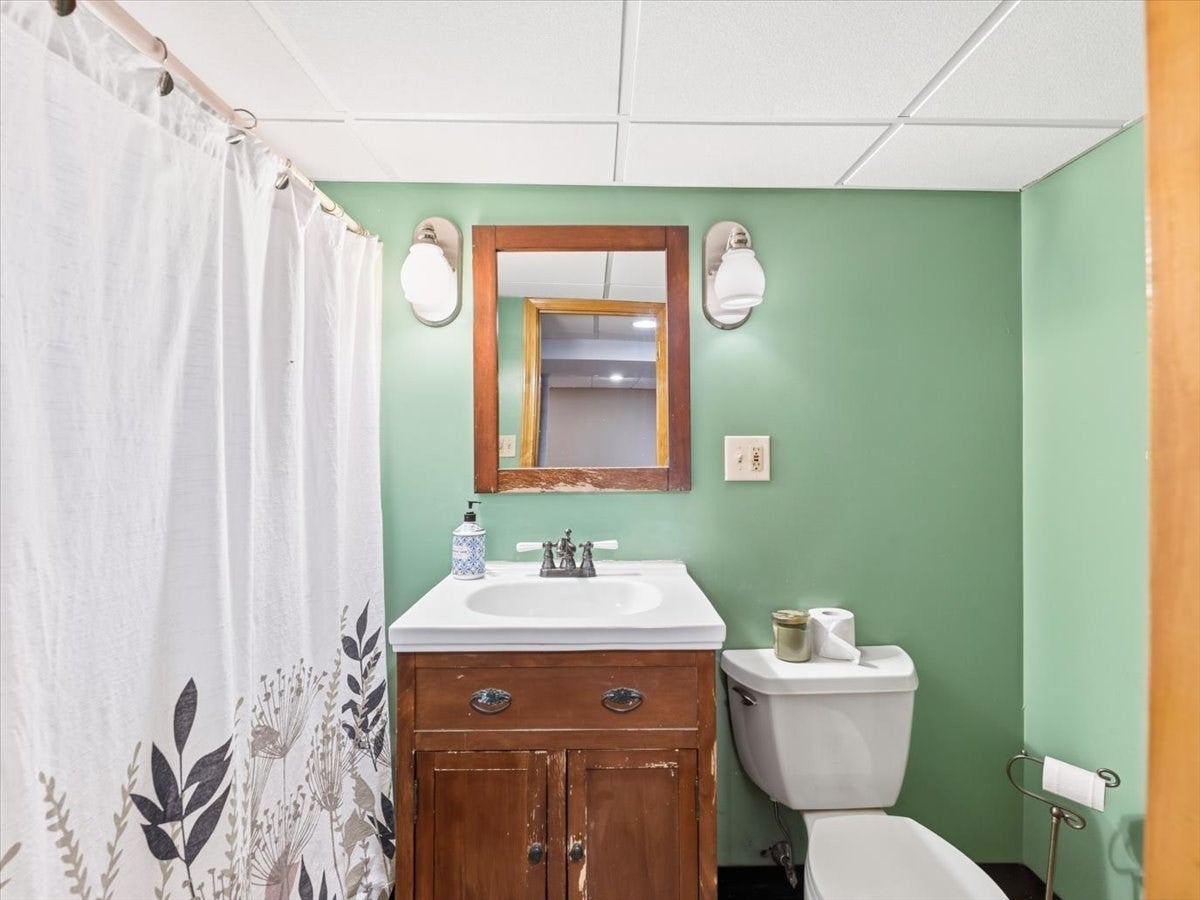 130 Winslow Avenue, Somerset, MA Photo #27