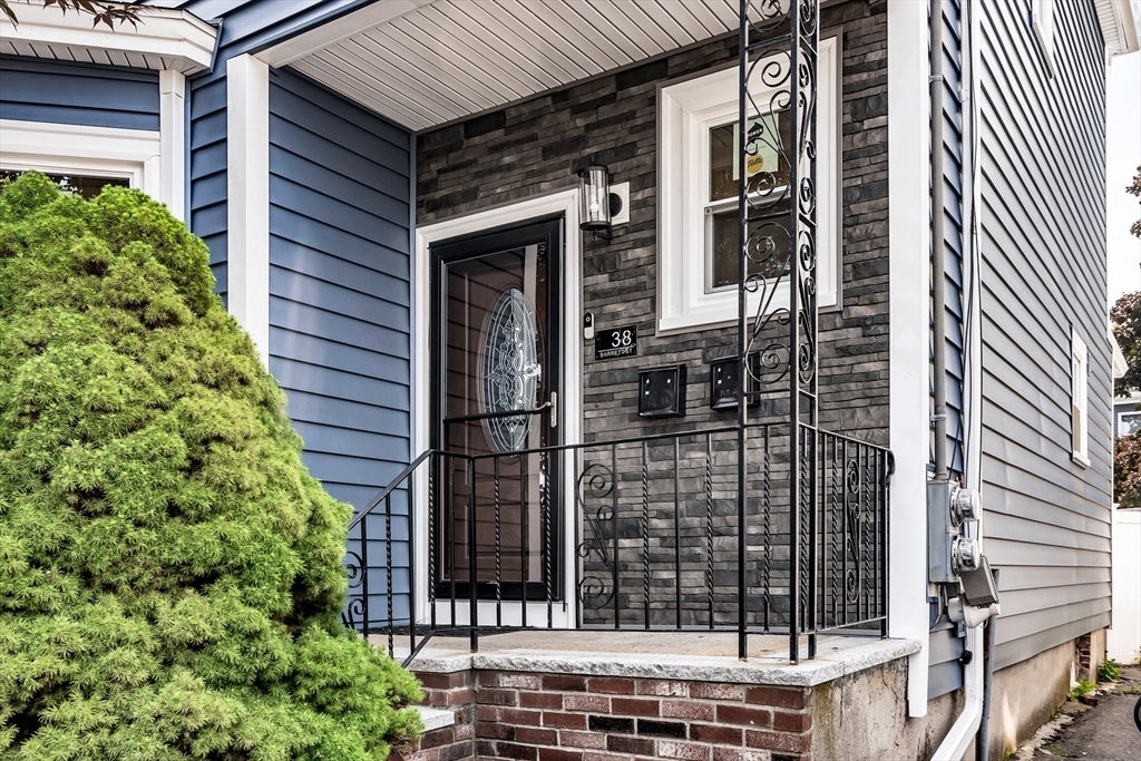 38 Barrett St, Revere, MA, 38 Barrett St, Revere, MA Photo #4