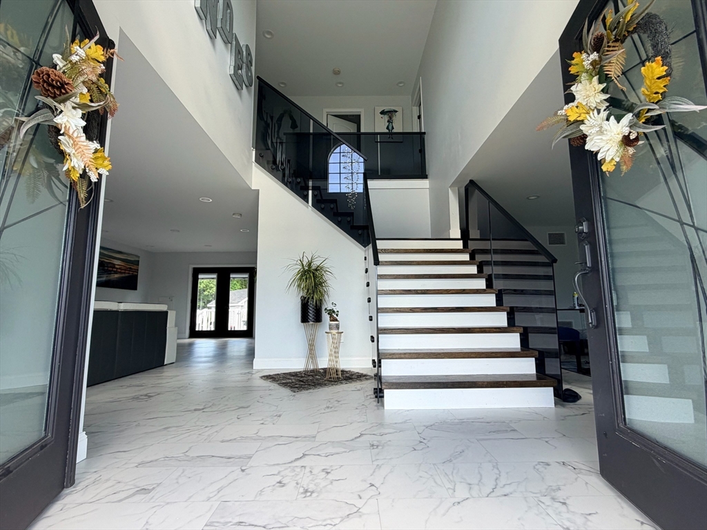 5 Nottingham Cir