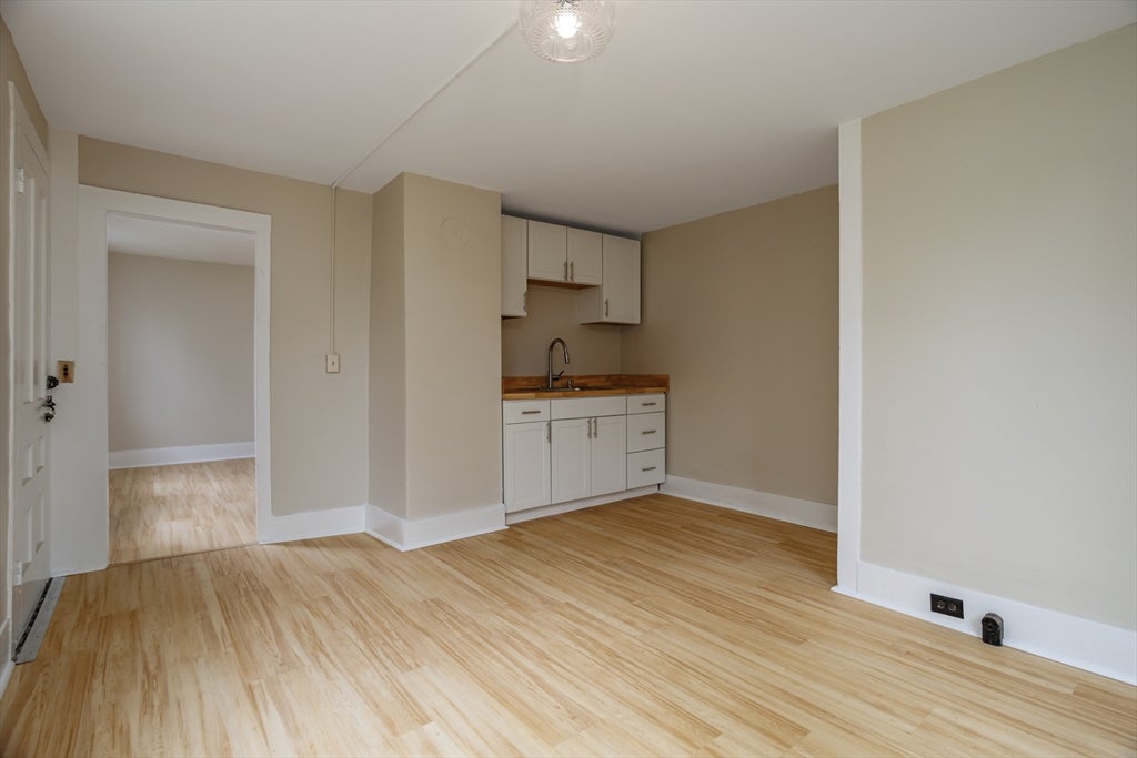 263 Front St, Winchendon, MA Photo #29