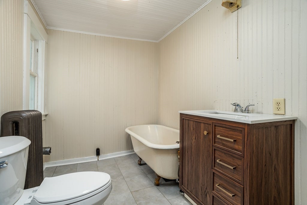 263 Front St, Winchendon, MA Photo #17