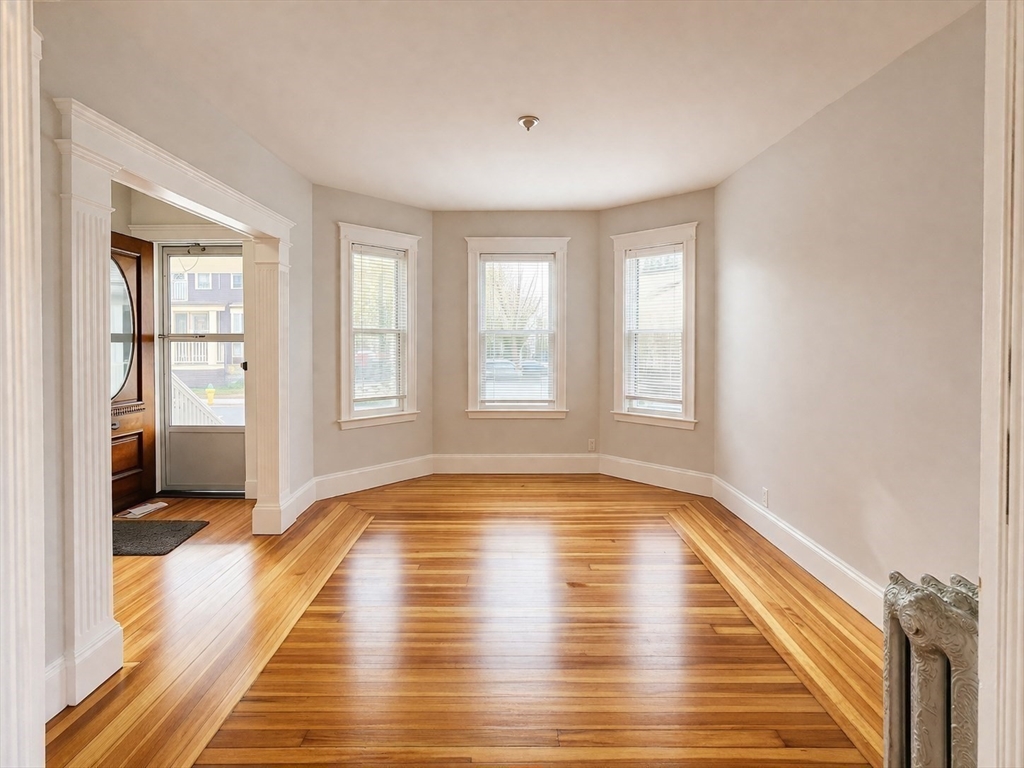 25-27 Marion Rd #1, Belmont, MA Photo #4
