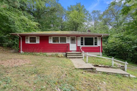 107 Olive St Ashland MA 01721