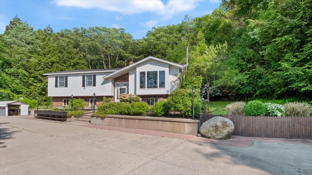 28 Philmart Dr