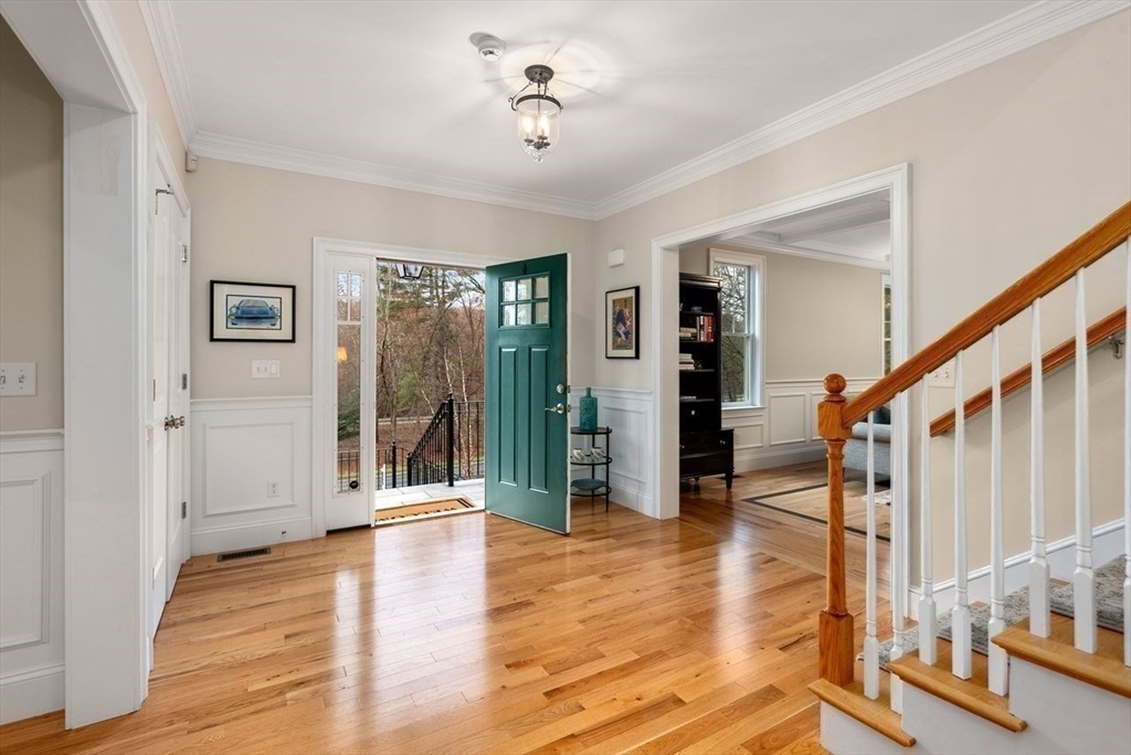 72 Great Plain Ave