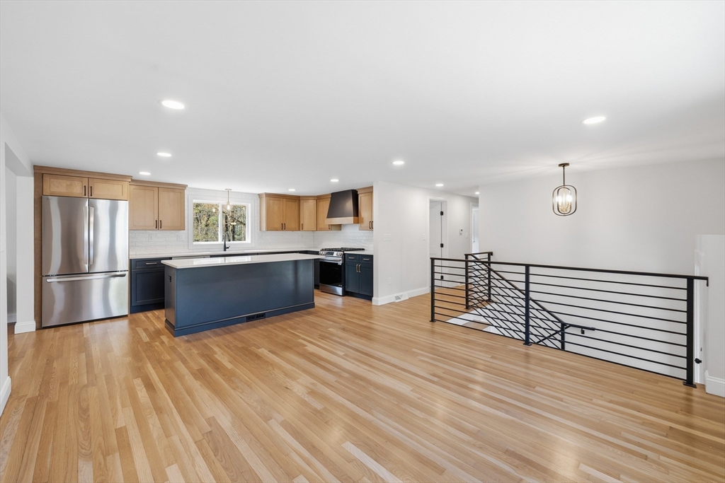 44 Wildbrook Road