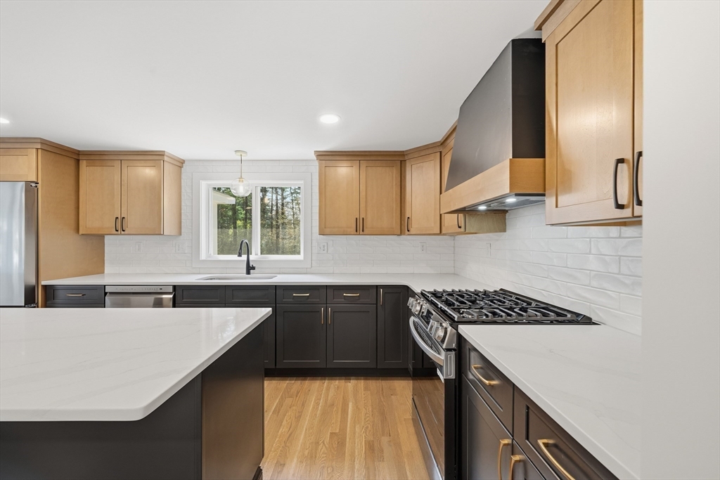 44 Wildbrook Road