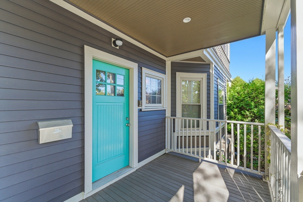 108 Cushing Ave 2