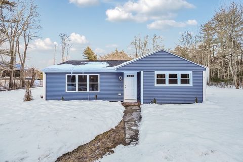 68 Gisele's Way New Bedford MA 02745