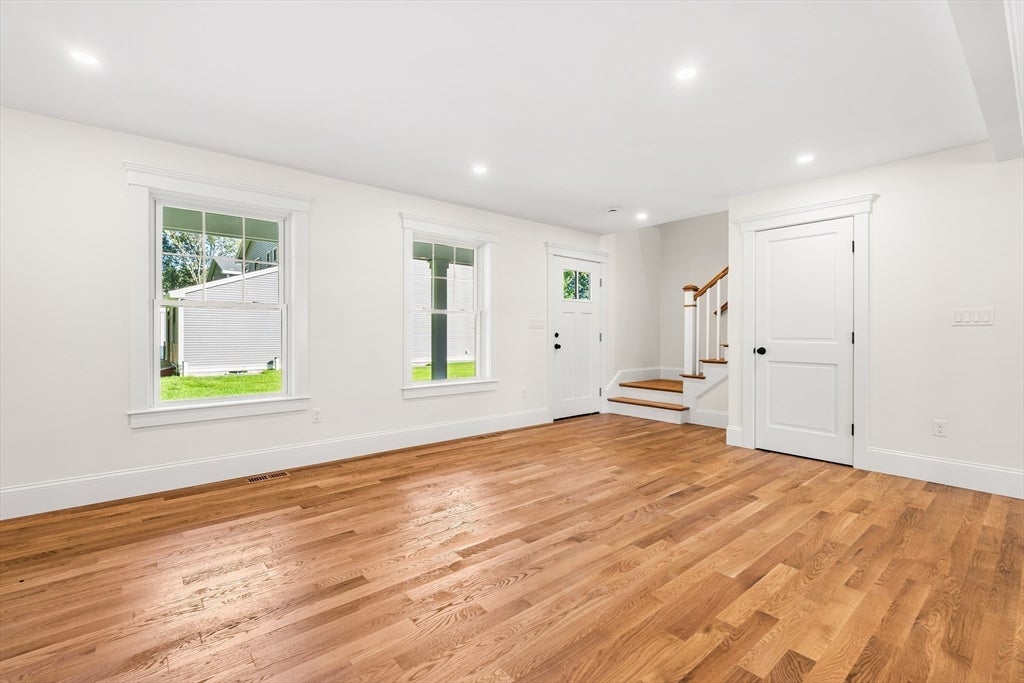 10 Harvey Park, Lynnfield, MA Photo #7