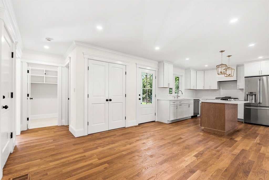 10 Harvey Park, Lynnfield, MA Photo #15