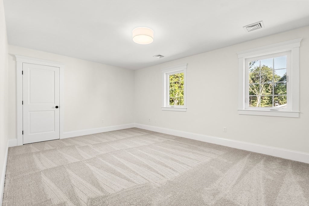 10 Harvey Park, Lynnfield, MA Photo #32