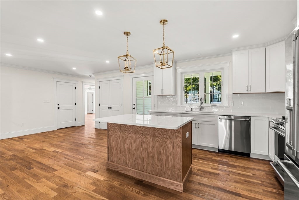 10 Harvey Park, Lynnfield, MA Photo #13