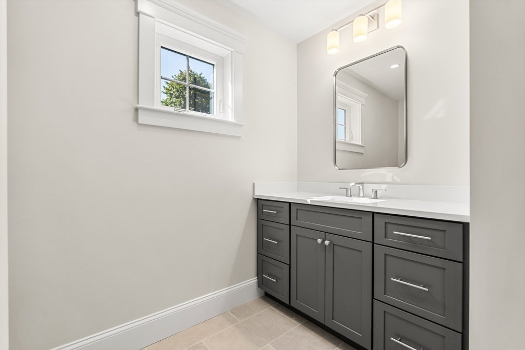 10 Harvey Park, Lynnfield, MA Photo #34