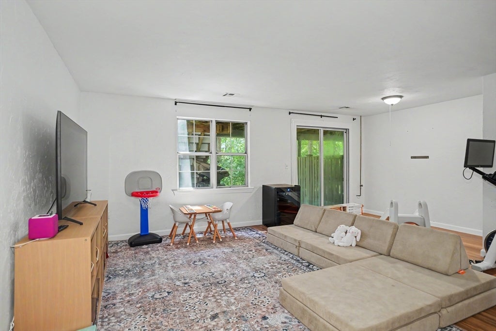 113 Ridgefield Circle C