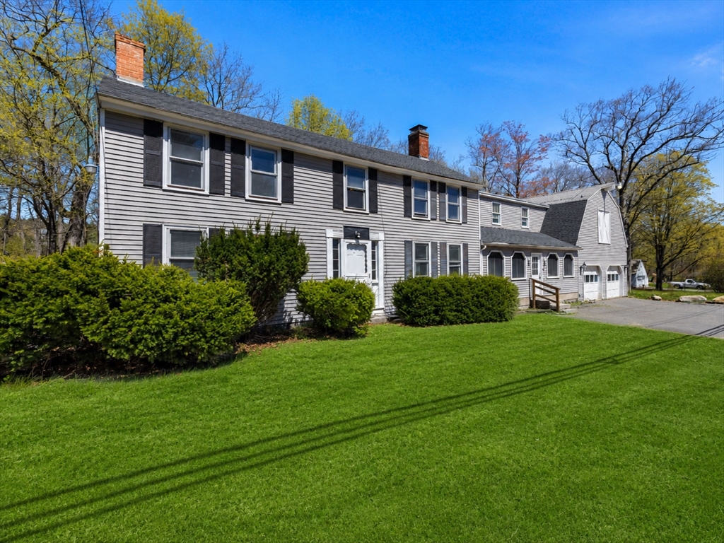Photo of 549 Main Street, Townsend, MA