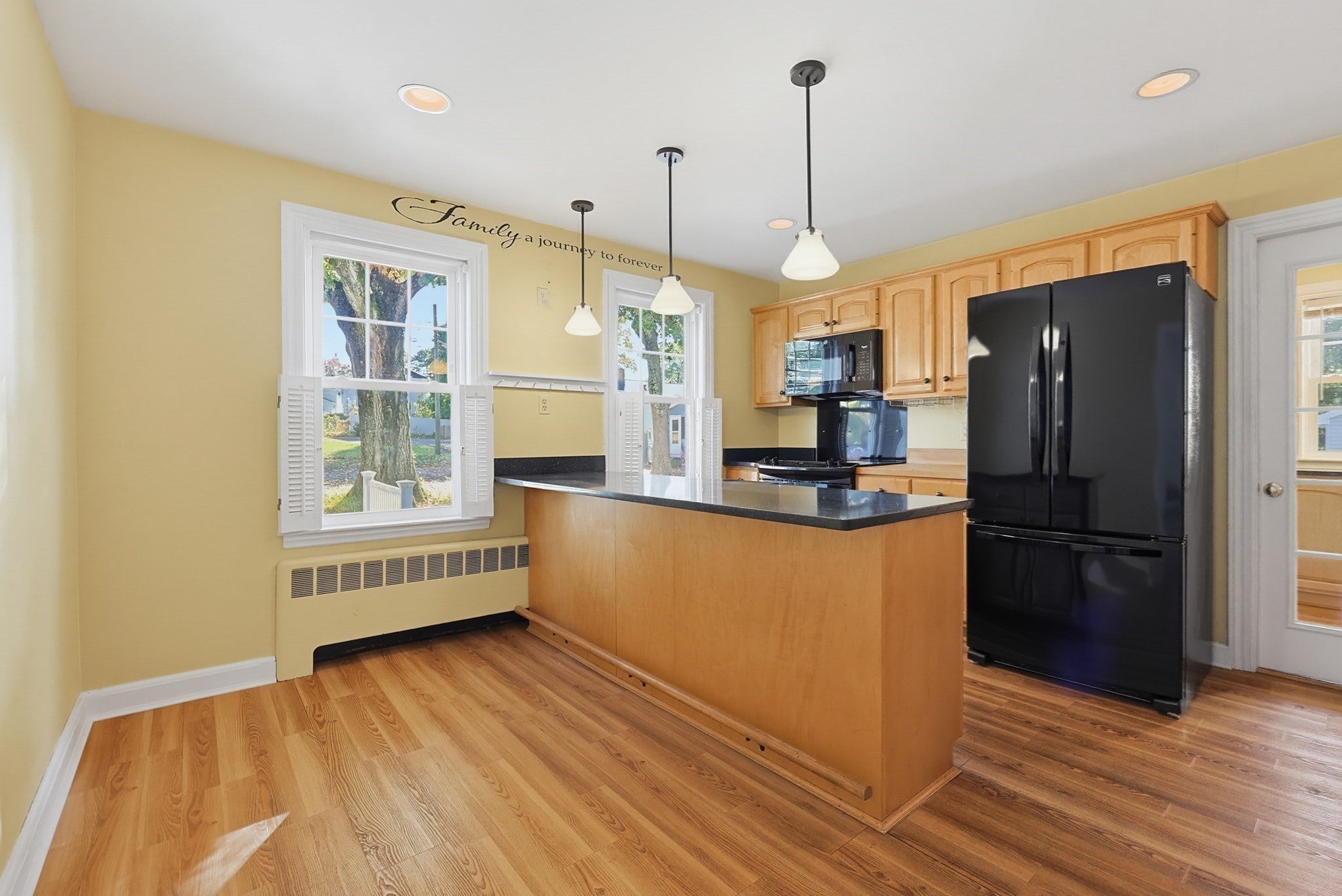 699 Pleasant St, Norwood, MA Photo #6