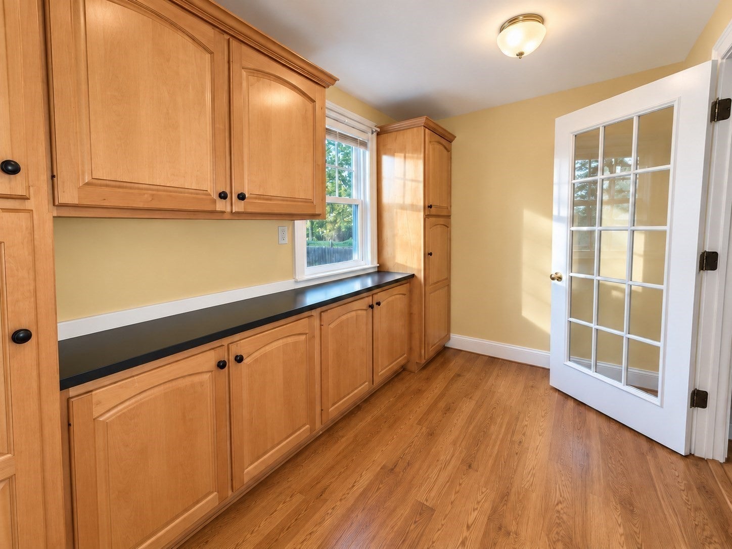 699 Pleasant St, Norwood, MA Photo #4