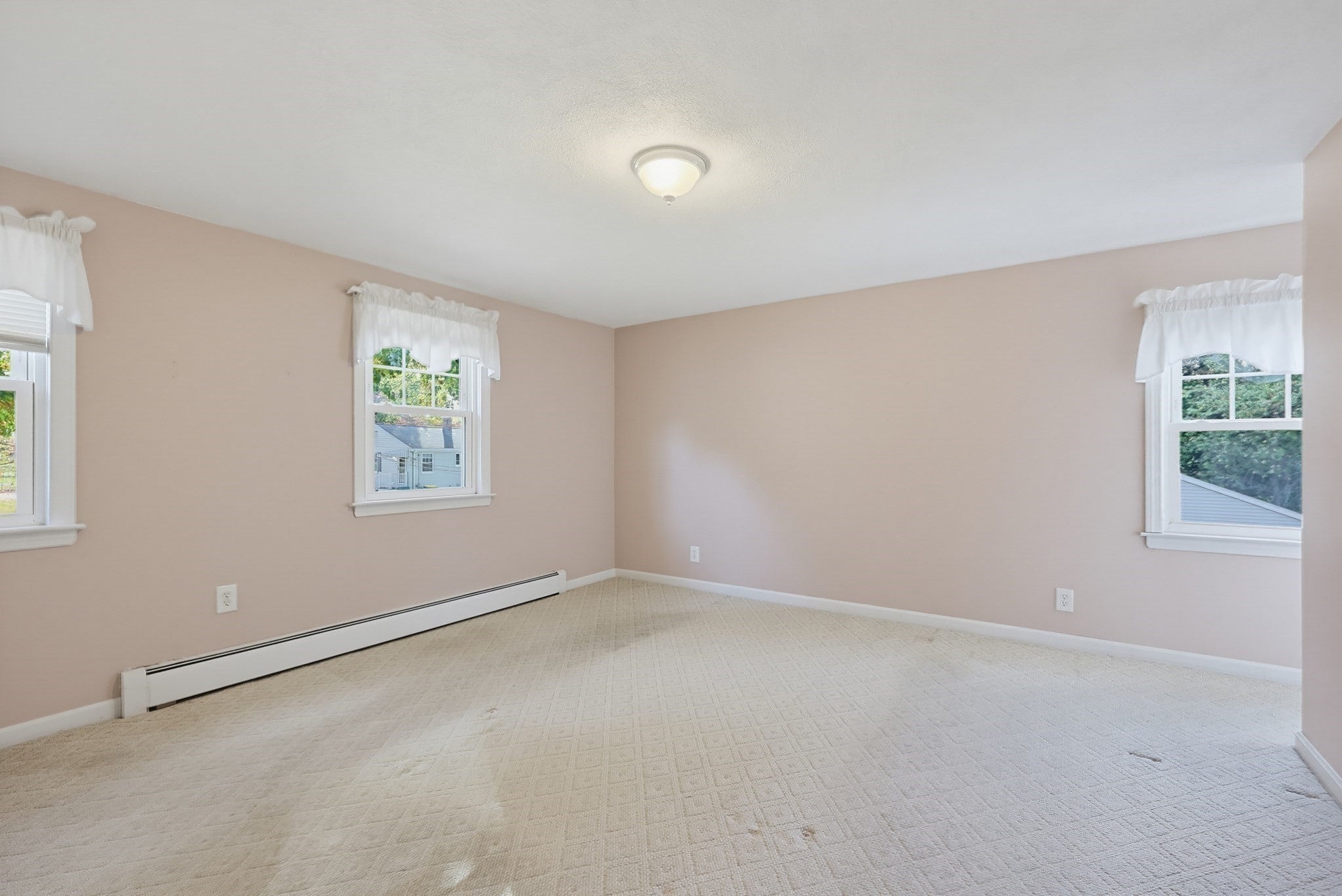 699 Pleasant St, Norwood, MA Photo #21